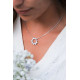 Collier pendentif traditionnel forme halo argent pendentif cercle de pierres scintillant Elsa Lee Paris