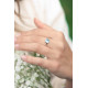 Bague Solitaire Escapade argent, oxyde de zirconium bleu, taille coussin Elsa Lee Paris